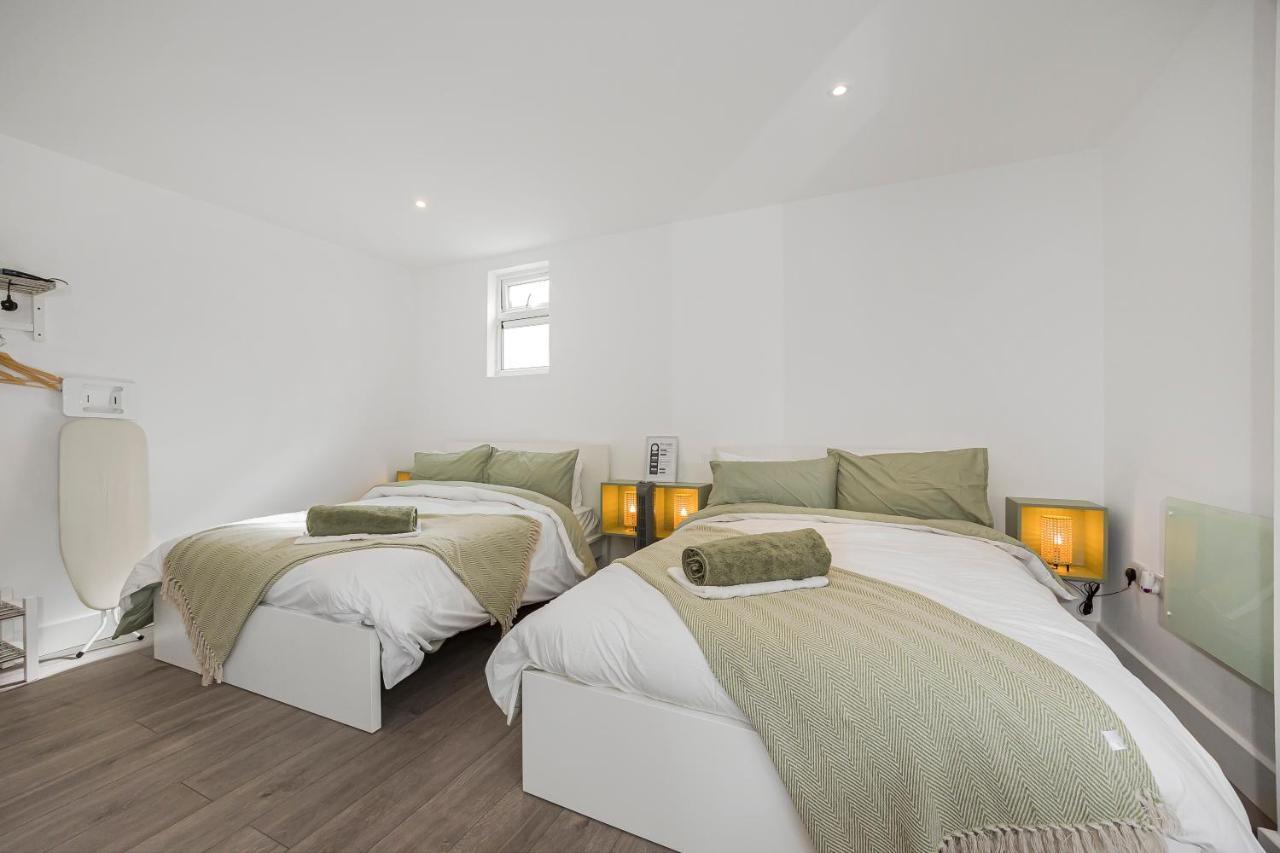 Appartamento London Haven At Rutland House Ilford Esterno foto
