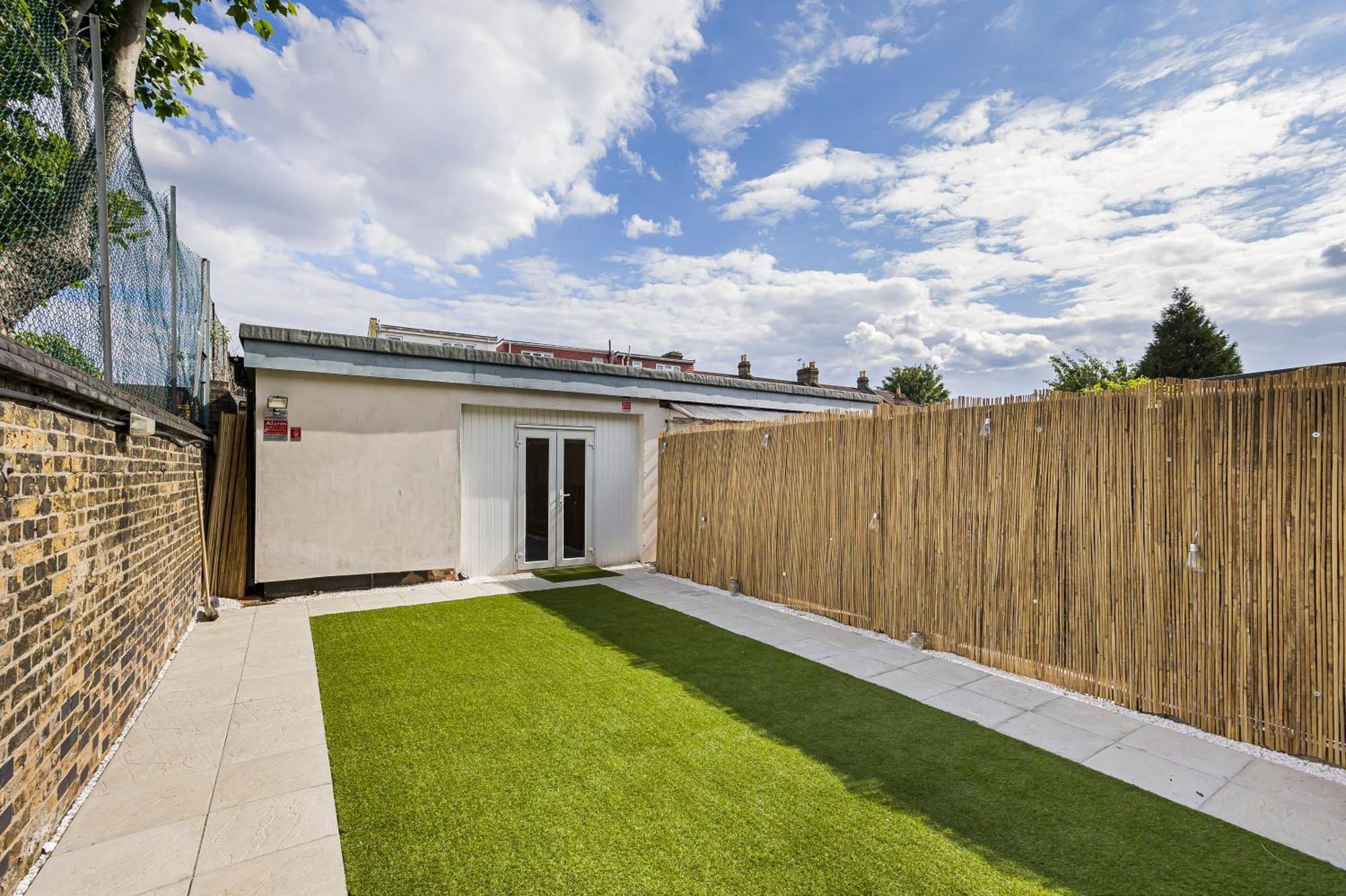 Appartamento London Haven At Rutland House Ilford Esterno foto