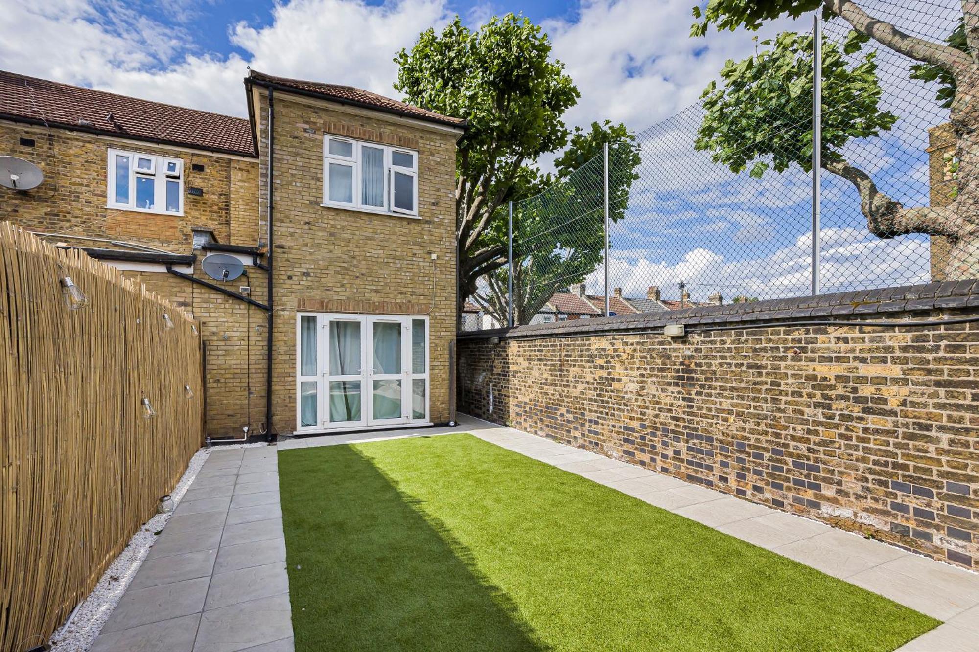 Appartamento London Haven At Rutland House Ilford Esterno foto